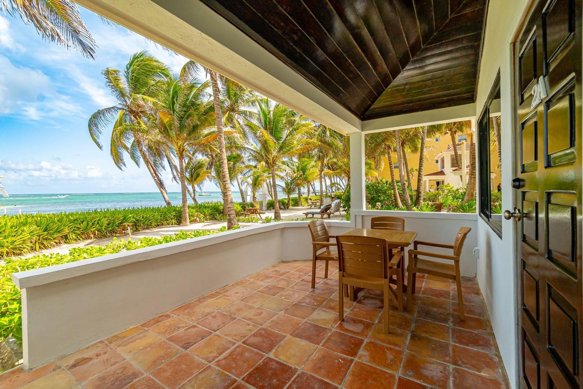 Tradewinds Paradise Villas San Pedro  Eksteriør billede