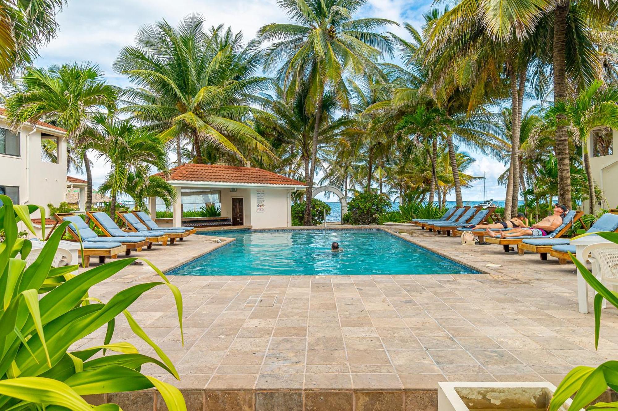 Tradewinds Paradise Villas San Pedro  Eksteriør billede