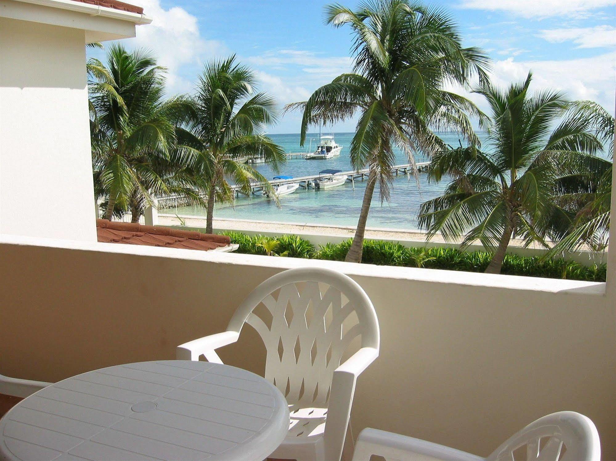 Tradewinds Paradise Villas San Pedro  Eksteriør billede